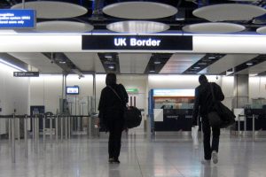 19242903_ukborderheathrow_jpegd7ee4b46e6a3d6c73ba8ed0c6848e20a